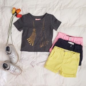 4 pairs of shorts (in a lot)